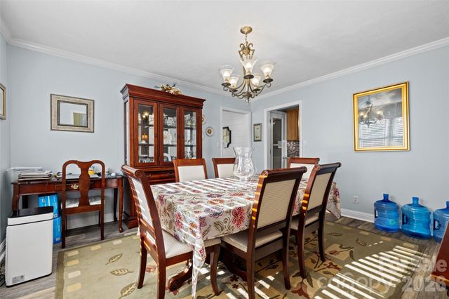 839 W Garrison Boulevard, Gastonia, NC 28052