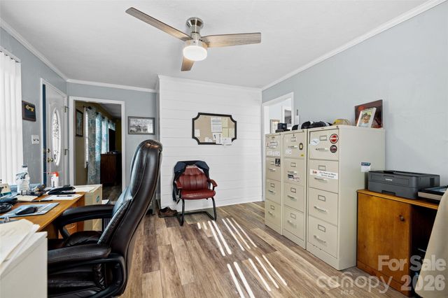 839 W Garrison Boulevard, Gastonia, NC 28052