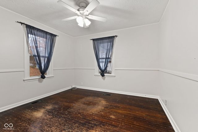 8615 N Briarwood Lake East Drive, Monrovia, IN 46157