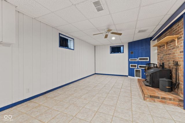 8615 N Briarwood Lake East Drive, Monrovia, IN 46157