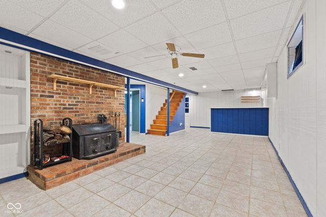 8615 N Briarwood Lake East Drive, Monrovia, IN 46157