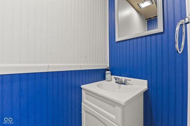 8615 N Briarwood Lake East Drive, Monrovia, IN 46157