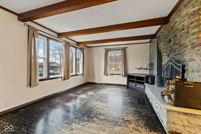 8615 N Briarwood Lake East Drive, Monrovia, IN 46157