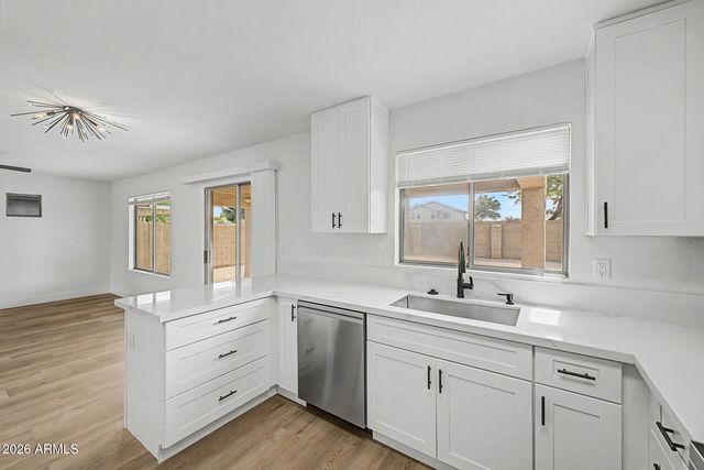 6337 W CHICKASAW Street, Phoenix, AZ 85043