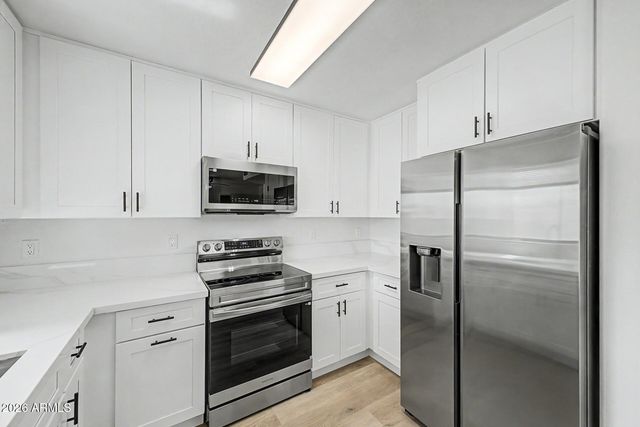 6337 W CHICKASAW Street, Phoenix, AZ 85043