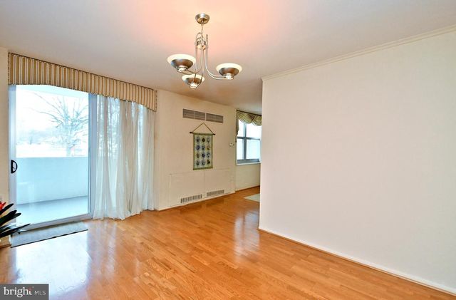 7301 Coventry Ave Apt 302, Elkins Park, PA 19027