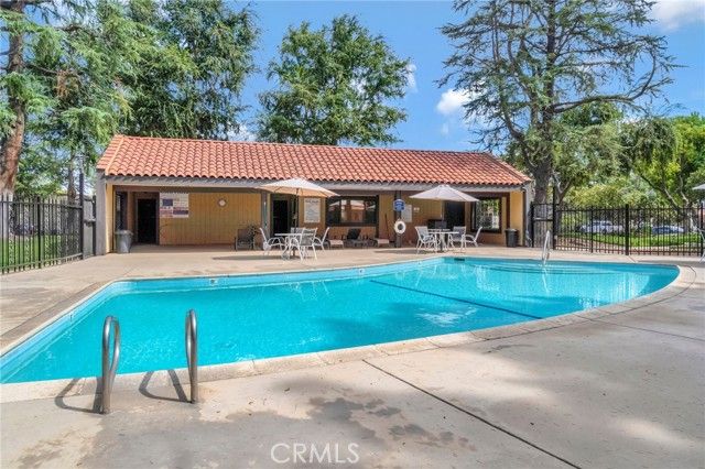 1751 W Santa Ana, Fresno, CA 93705