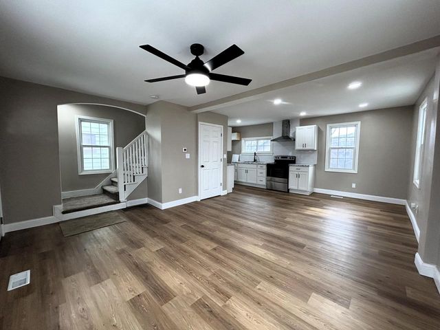 4370 N 25th STREET, Milwaukee, WI 53209