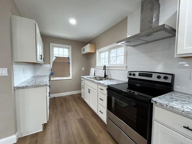 4370 N 25th STREET, Milwaukee, WI 53209