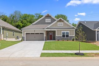 8892 Knolling Loop 34, Ooltewah, TN 37363