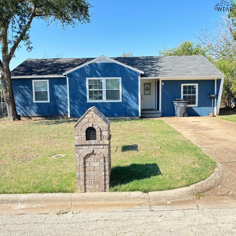2220 ALICE AVENUE, Wichita Falls, TX 76301