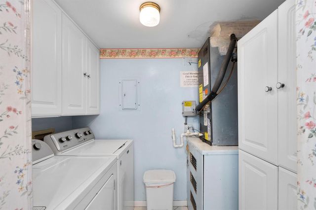 336 Pine Ridge Circle B-1, Greenacres, FL 33463