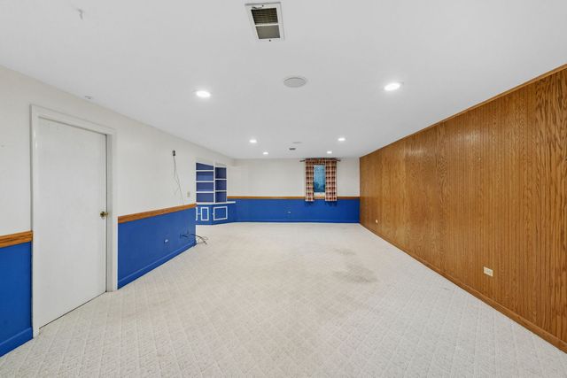 1728 Wildberry Drive G, Glenview, IL 60025
