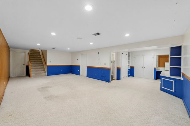 1728 Wildberry Drive G, Glenview, IL 60025