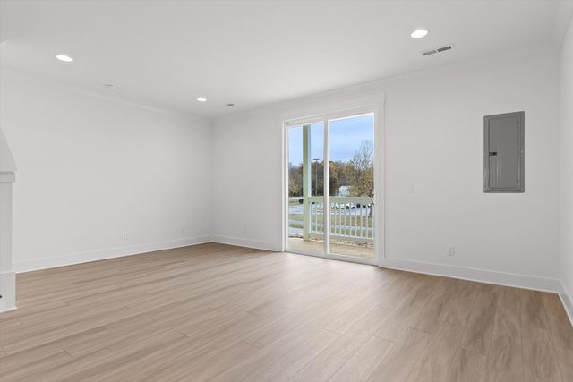 909 Blue Heights Drive 17, East Ridge, TN 37412