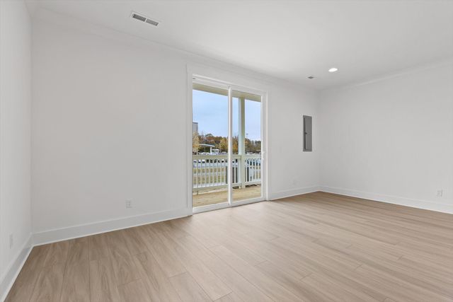 909 Blue Heights Drive 17, East Ridge, TN 37412