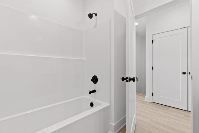 909 Blue Heights Drive 17, East Ridge, TN 37412