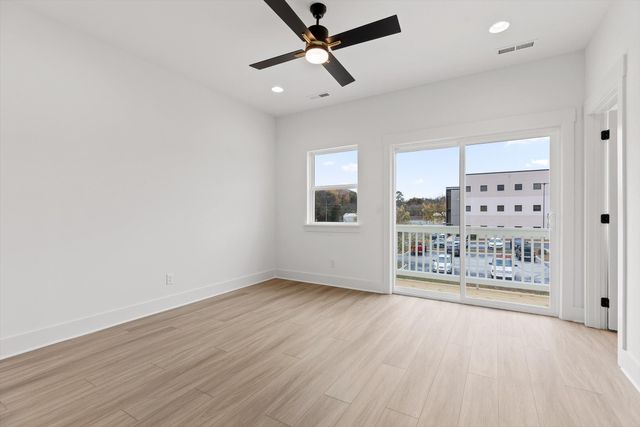 909 Blue Heights Drive 17, East Ridge, TN 37412