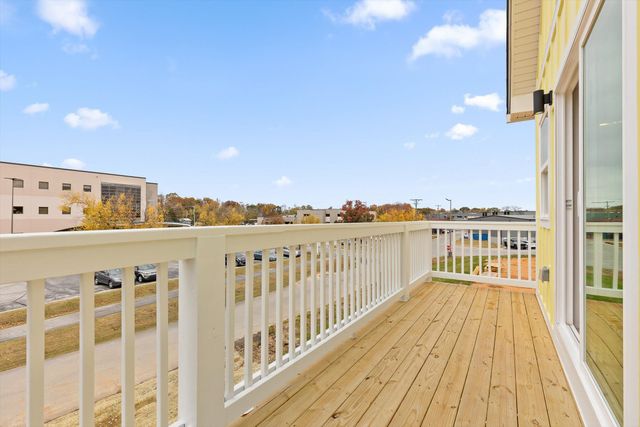 909 Blue Heights Drive 17, East Ridge, TN 37412