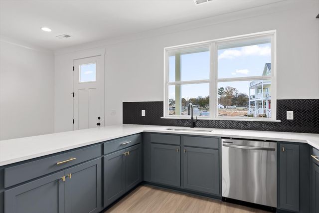 909 Blue Heights Drive 17, East Ridge, TN 37412