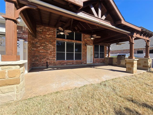 11801 Waterford Lane, Frisco, TX 75035