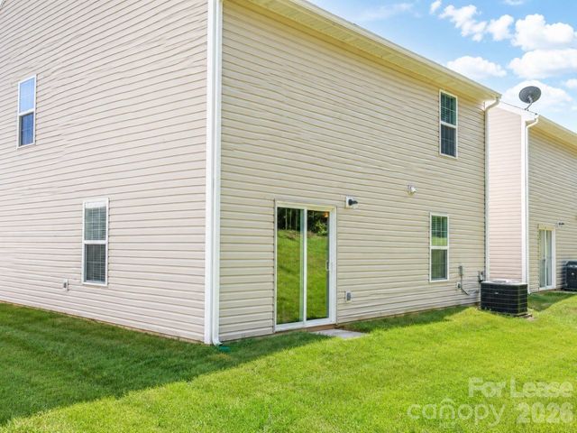 9201 Creedmore Hills Drive, Charlotte, NC 28214