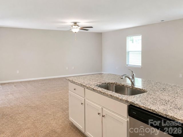 9201 Creedmore Hills Drive, Charlotte, NC 28214