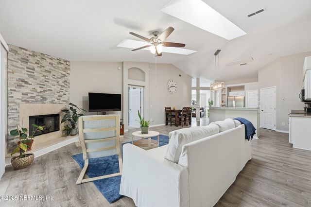 193 CROSSCOVE Circle, Ponte Vedra Beach, FL 32082