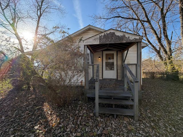 5706 W 43rd Avenue, Gary, IN 46408