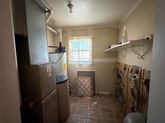 5706 W 43rd Avenue, Gary, IN 46408