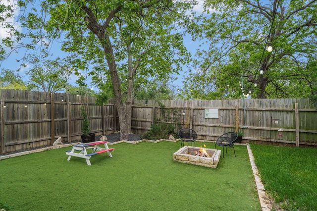 11807 Dove Haven DR, Austin, TX 78753