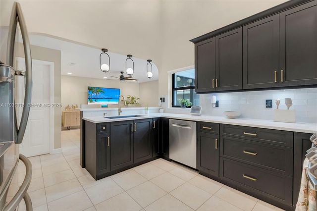 1583 Eastlake Way, Weston, FL 33326