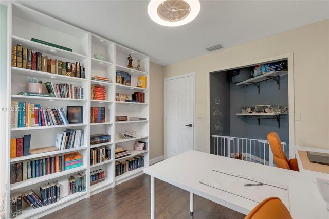 1583 Eastlake Way, Weston, FL 33326