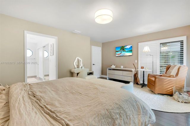 1583 Eastlake Way, Weston, FL 33326