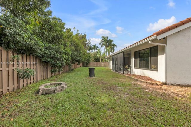1583 Eastlake Way, Weston, FL 33326