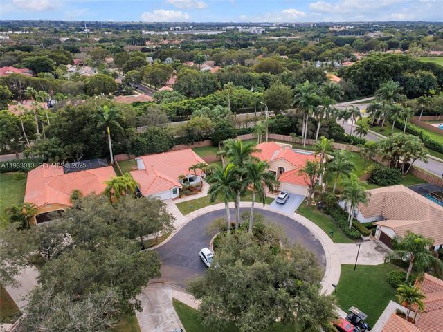 1583 Eastlake Way, Weston, FL 33326