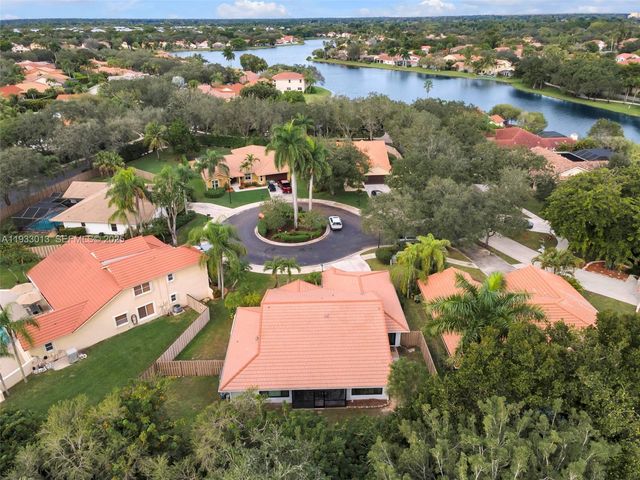 1583 Eastlake Way, Weston, FL 33326