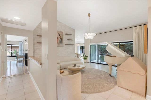 1583 Eastlake Way, Weston, FL 33326