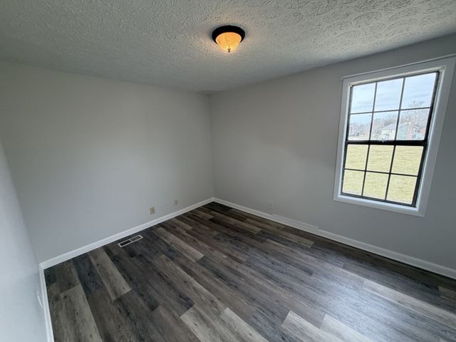 2444 Fairbrook Dr, Nashville, TN 37214