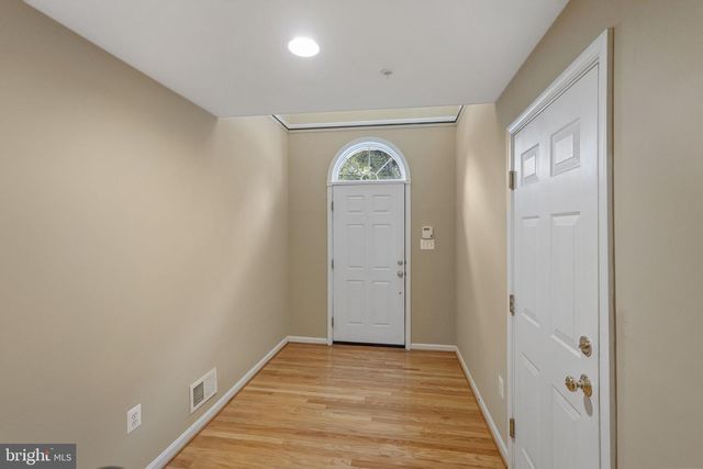 8866 MONTJOY PL, Ellicott City, MD 21043
