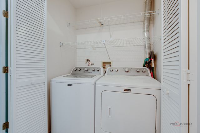 543 Grosse Pointe Circle, Vernon Hills, IL 60061