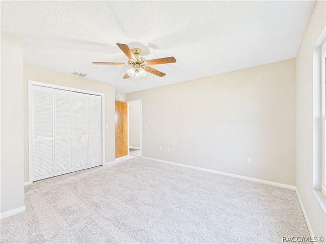 10482 S Clint Loop, Floral City, FL 34436