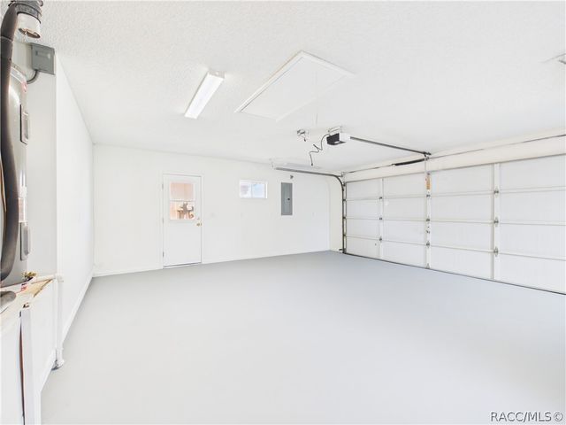 10482 S Clint Loop, Floral City, FL 34436