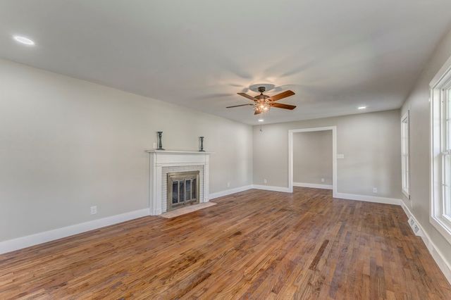 924 Stoneleigh Road, Dalton, GA 30720
