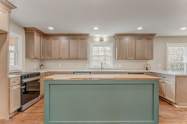 924 Stoneleigh Road, Dalton, GA 30720