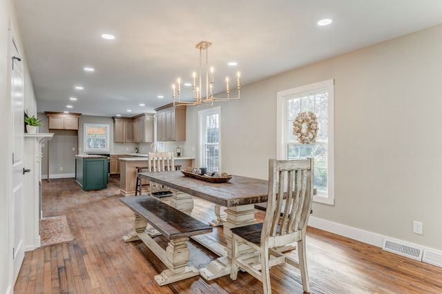 924 Stoneleigh Road, Dalton, GA 30720