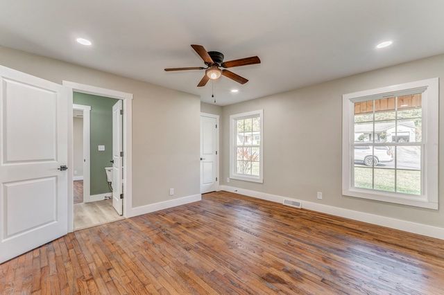 924 Stoneleigh Road, Dalton, GA 30720