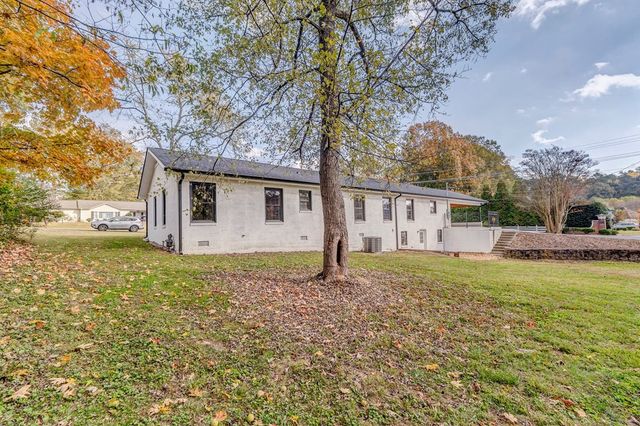 924 Stoneleigh Road, Dalton, GA 30720