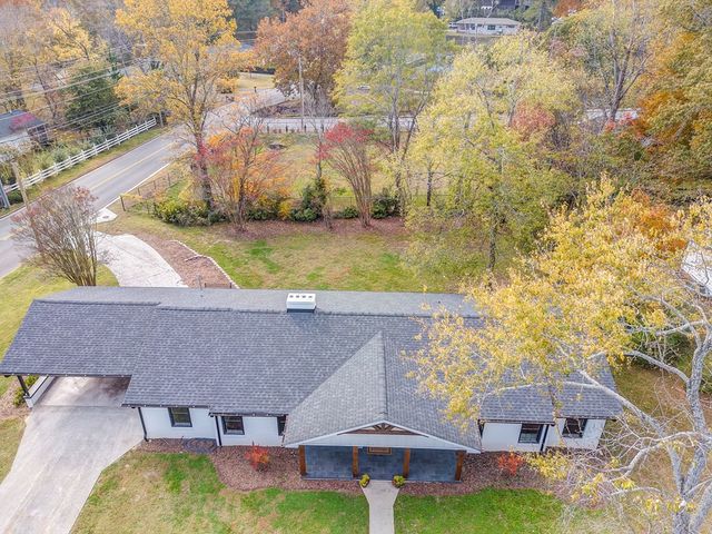 924 Stoneleigh Road, Dalton, GA 30720