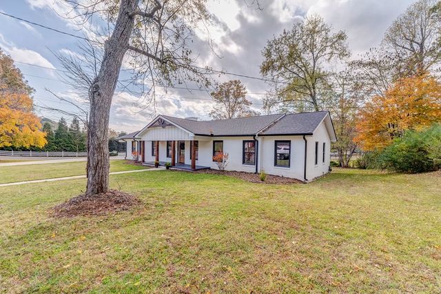 924 Stoneleigh Road, Dalton, GA 30720